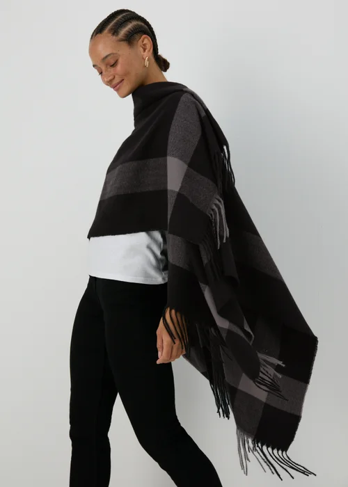 Black Check Shawl - One Size Image 1