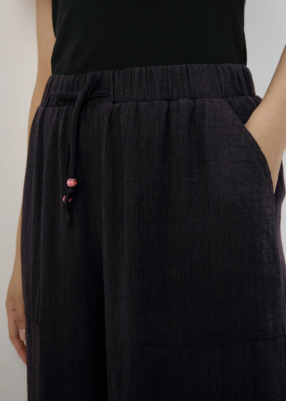 Black Textured Wide Leg Trousers - 8 Image 3