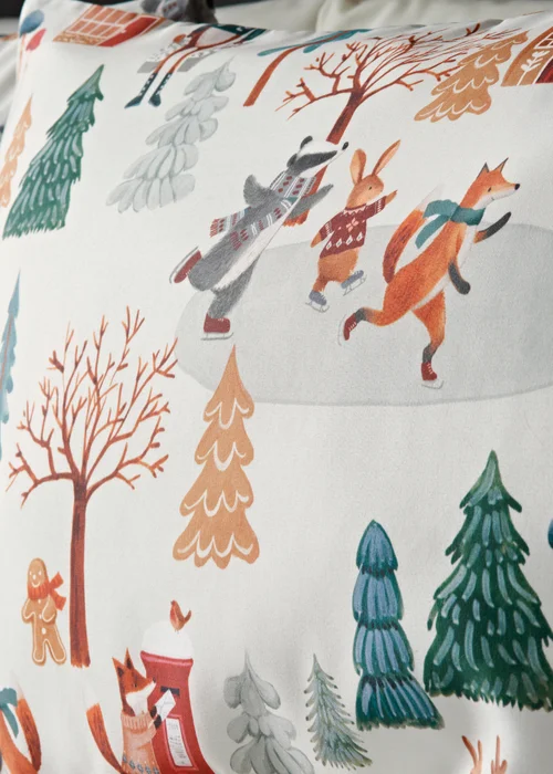 Christmas Gingerbread Scene Duvet Set - Single Image 2