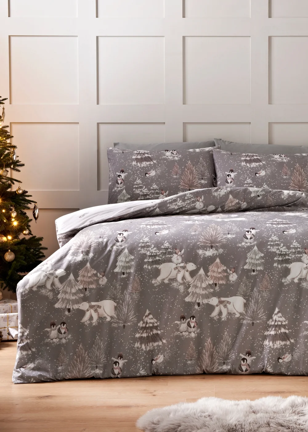 Wondrous Grey Penguin Duvet Set - Single Image 1