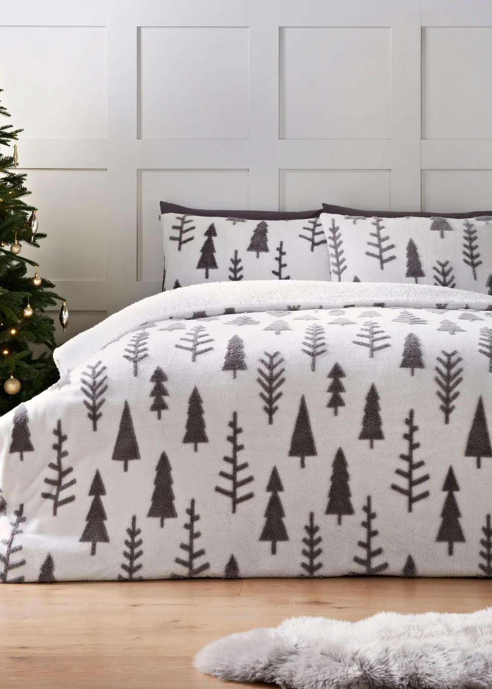 Wondrous Christmas Grey Fleece Tree Duvet Set - Single Image 1