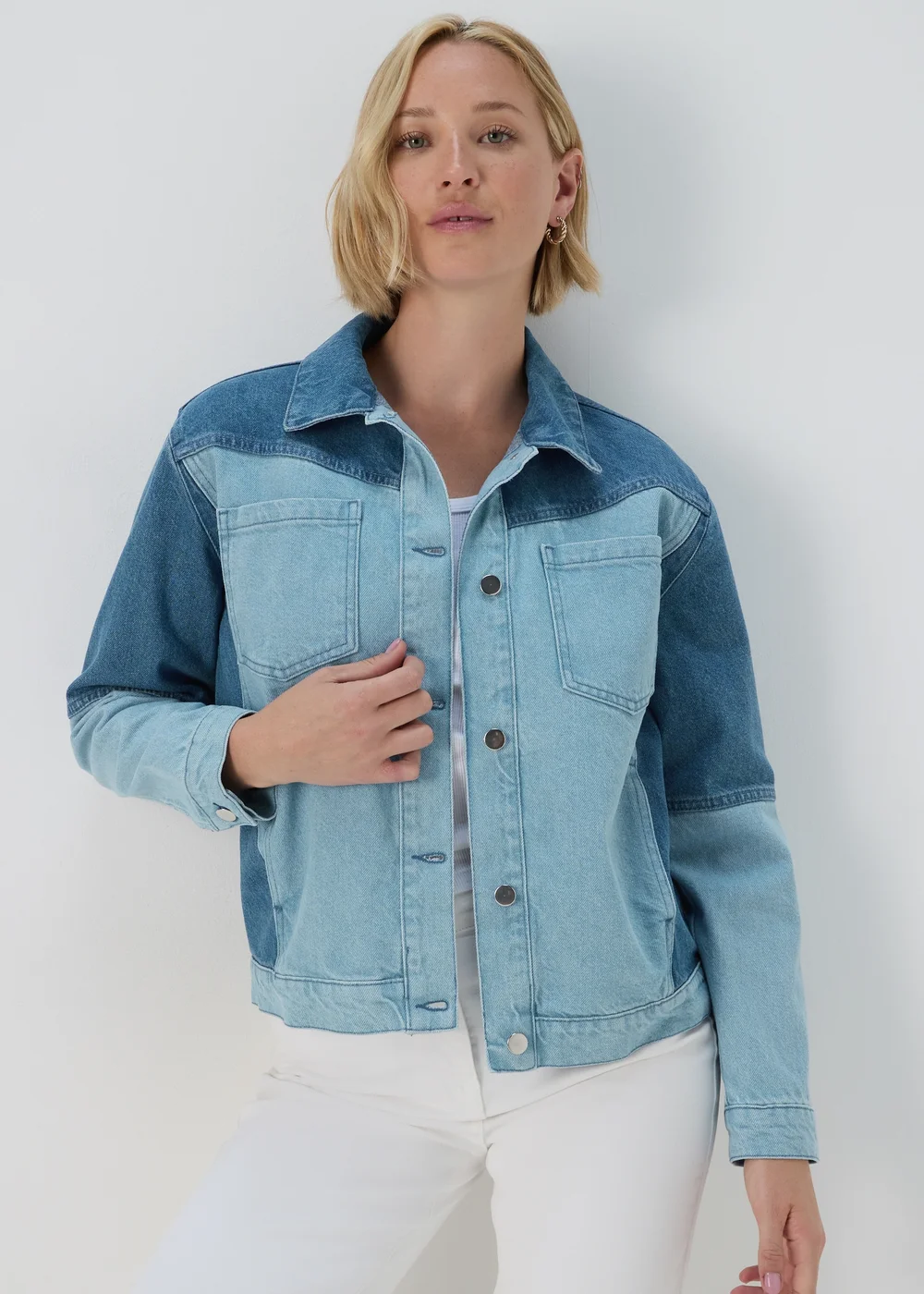 Blue Oversized Denim Jacket - 8 Image 2