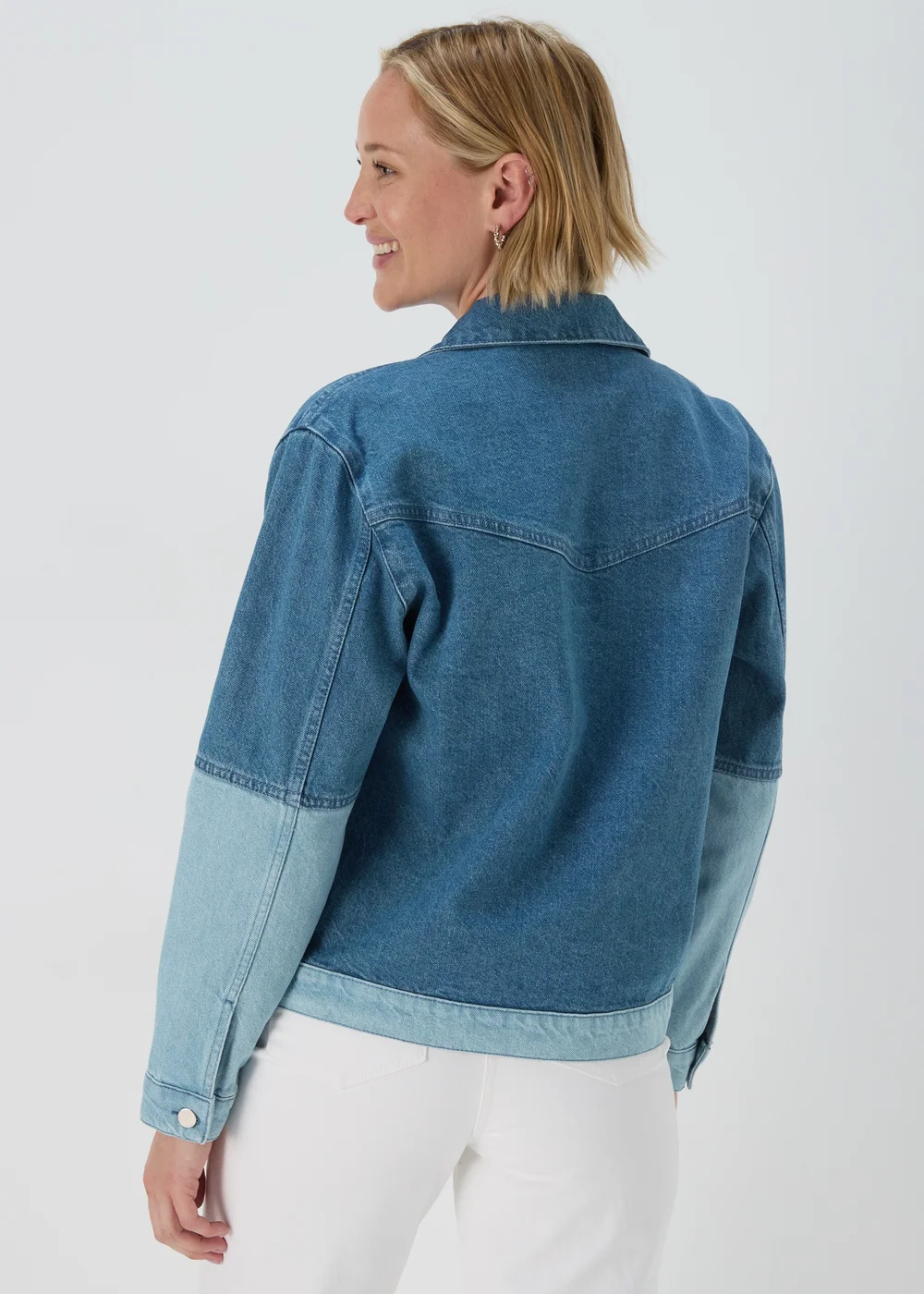 Blue Oversized Denim Jacket - 8 Image 3