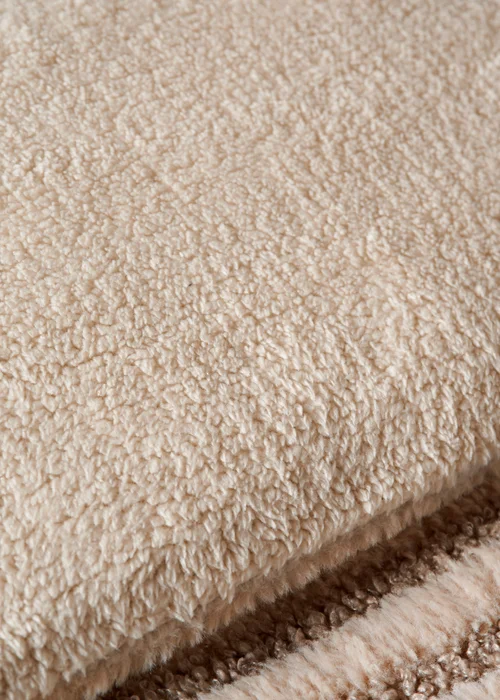 Brown Stripe Ribbed Duvet Set - Single Image 3