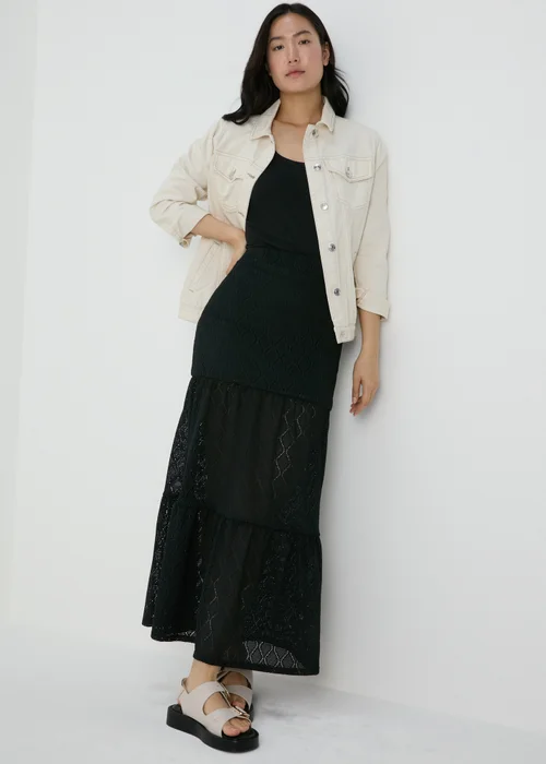 Black Smocked Patterned Maxi Skirt - 8 Image 4