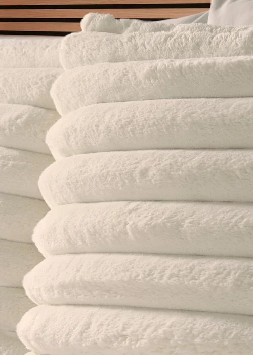 Cream Ribbed Faux Fur Duvet Set. - Double Image 2