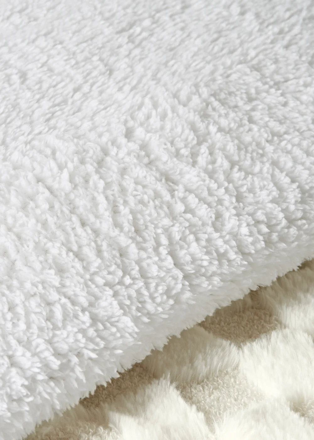 Cream Checkerboard Fleece Duvet Set - Single Image 3