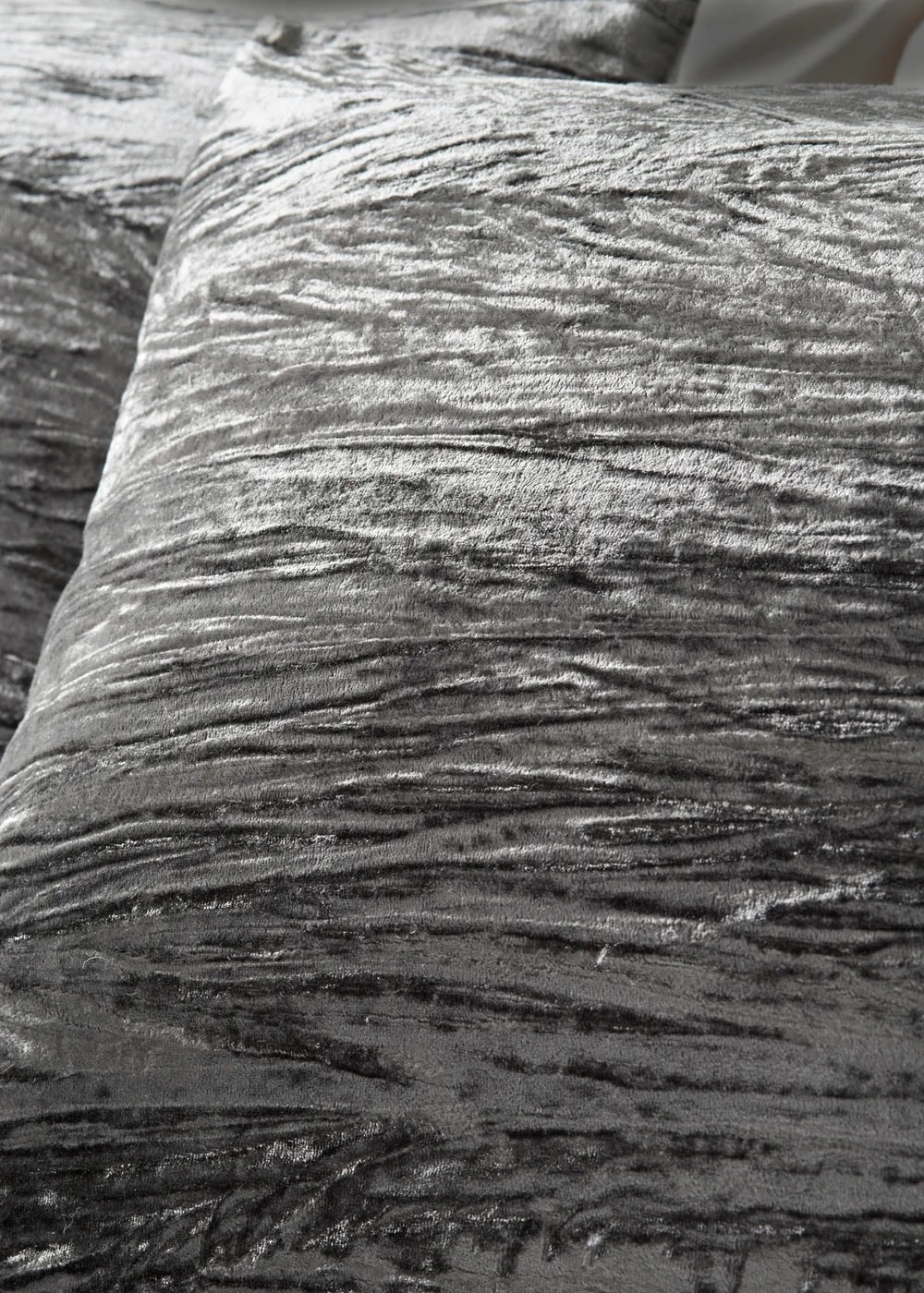 Grey Crinkle Velvet Duvet Set - Double Image 2