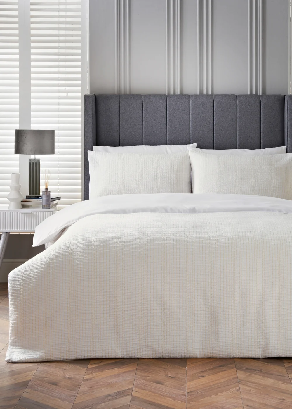 White Metallic Duvet Set - Double Image 1