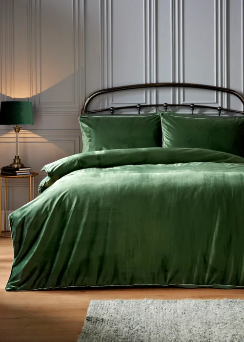 Green Velvet Trim Duvet Set - Double Image 1