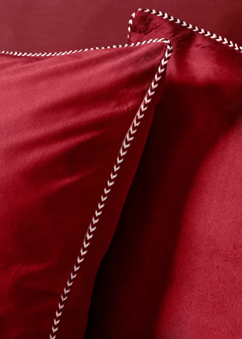 Red Velvet Trim Duvet Set - Double Image 2