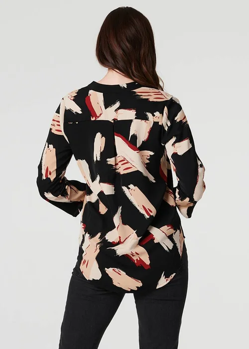 Izabel London Black Printed Collarless V-Neck Blouse - 8 Image 2