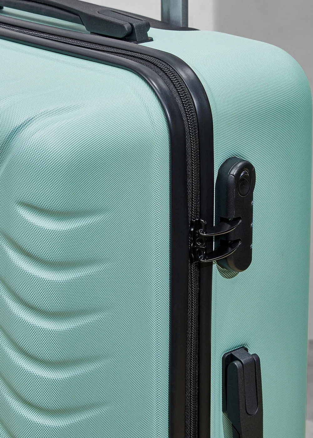 Rock Santiago Suitcase Green - Small Image 4