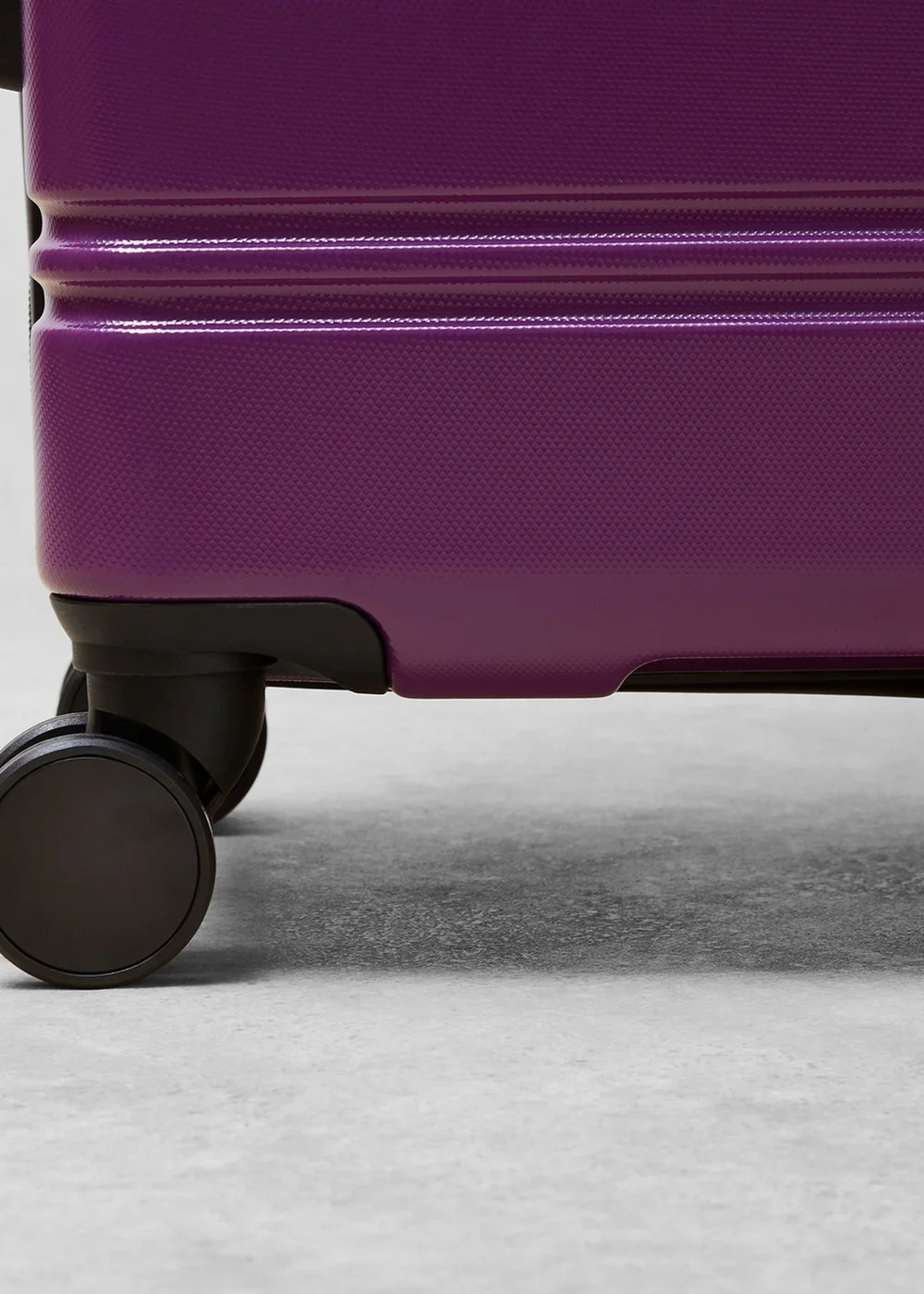 Rock Purple Lisbon Suitcase - Small Image 3
