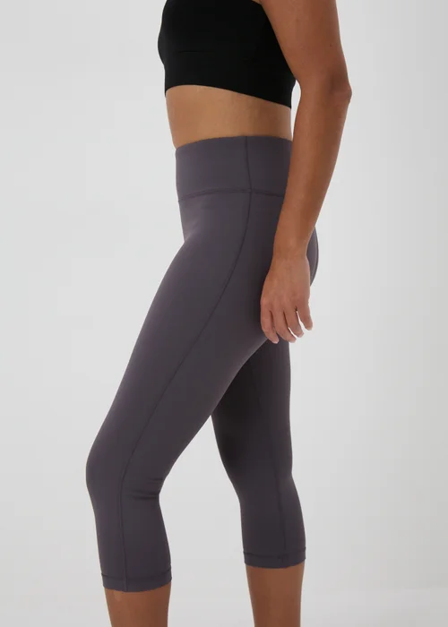Souluxe Charcoal Capri Sports Leggings - 8 Image 1