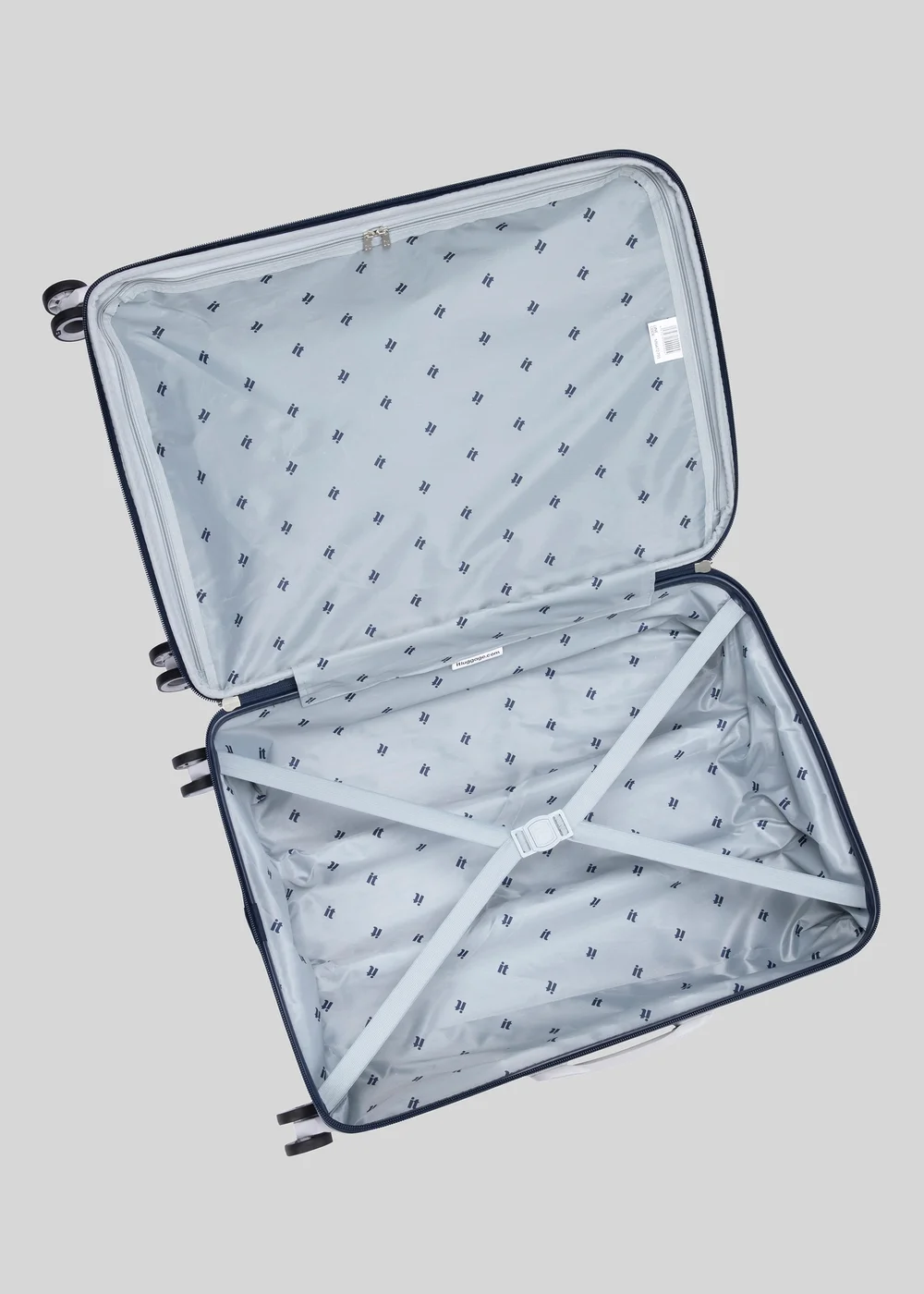 IT Luggage Navy Quilted Suitcase - Cabin Image 2
