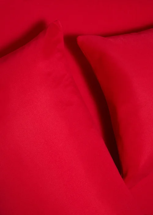 Red Fitted Sheet & Pillowcases Bundle - Single Image 2