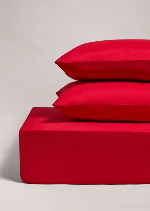 Red Fitted Sheet & Pillowcases Bundle - Single Image 1