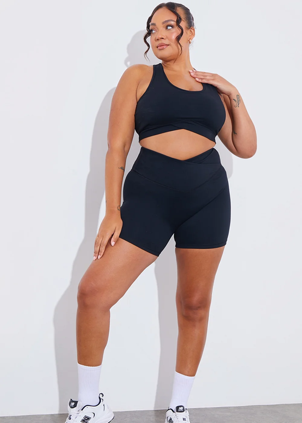 In The Style Black Cross Over Sports Bra - Size 8 Image 8