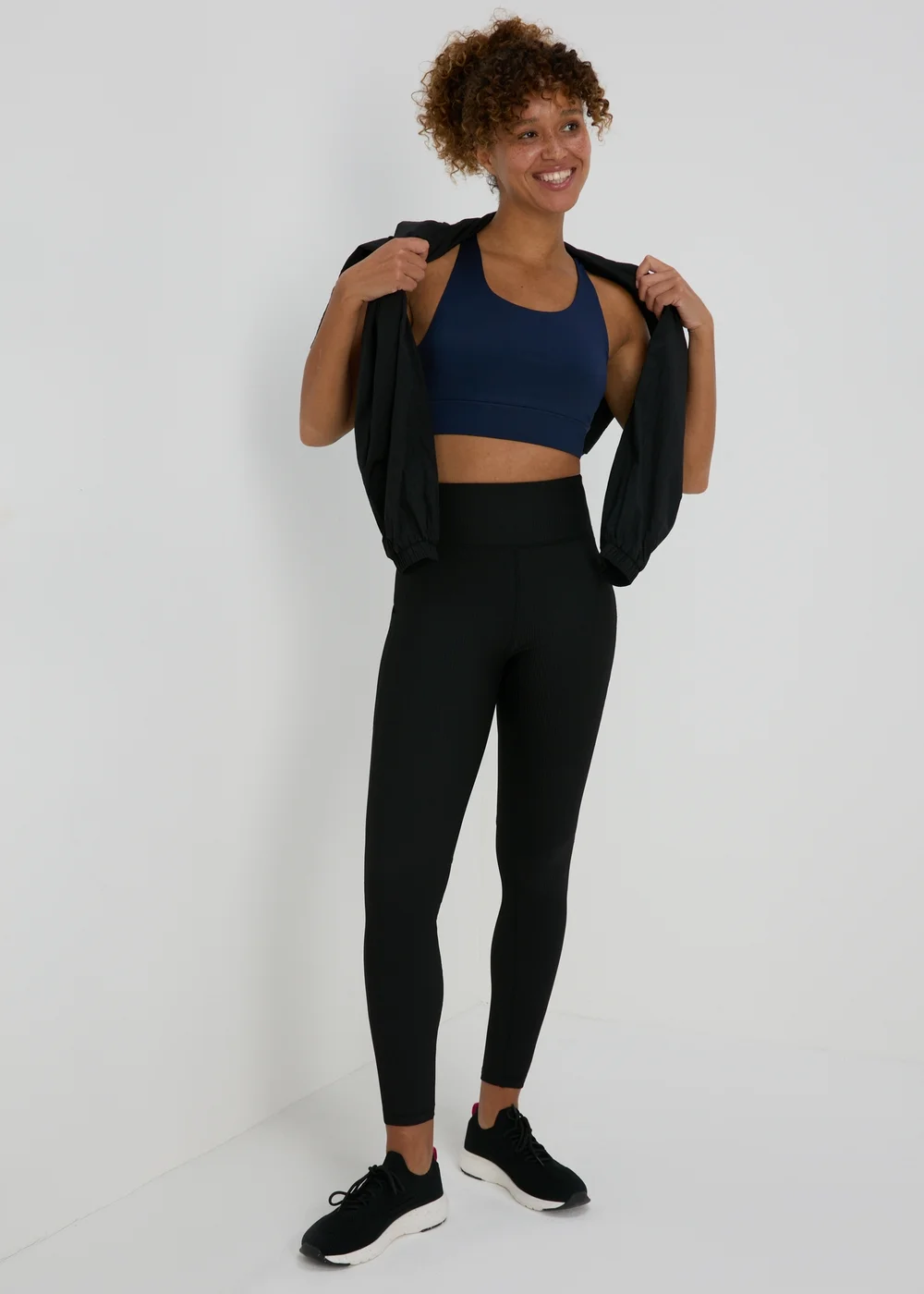 Souluxe Navy Crop Top - Small Image 4