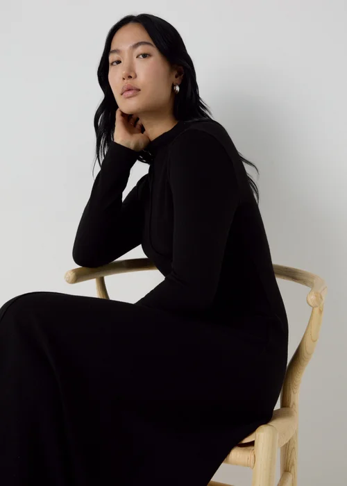 Et Vous Black Seam Front Flare Midi Dress - 8 Image 1