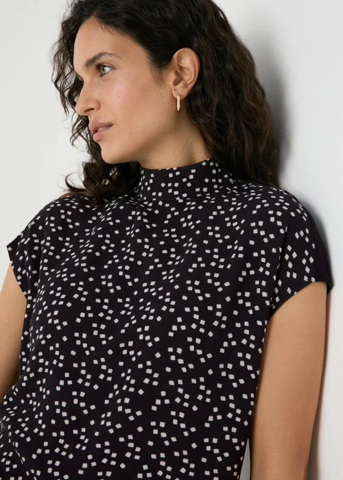 Et Vous Black Square Print Top - Size 8 Image 3