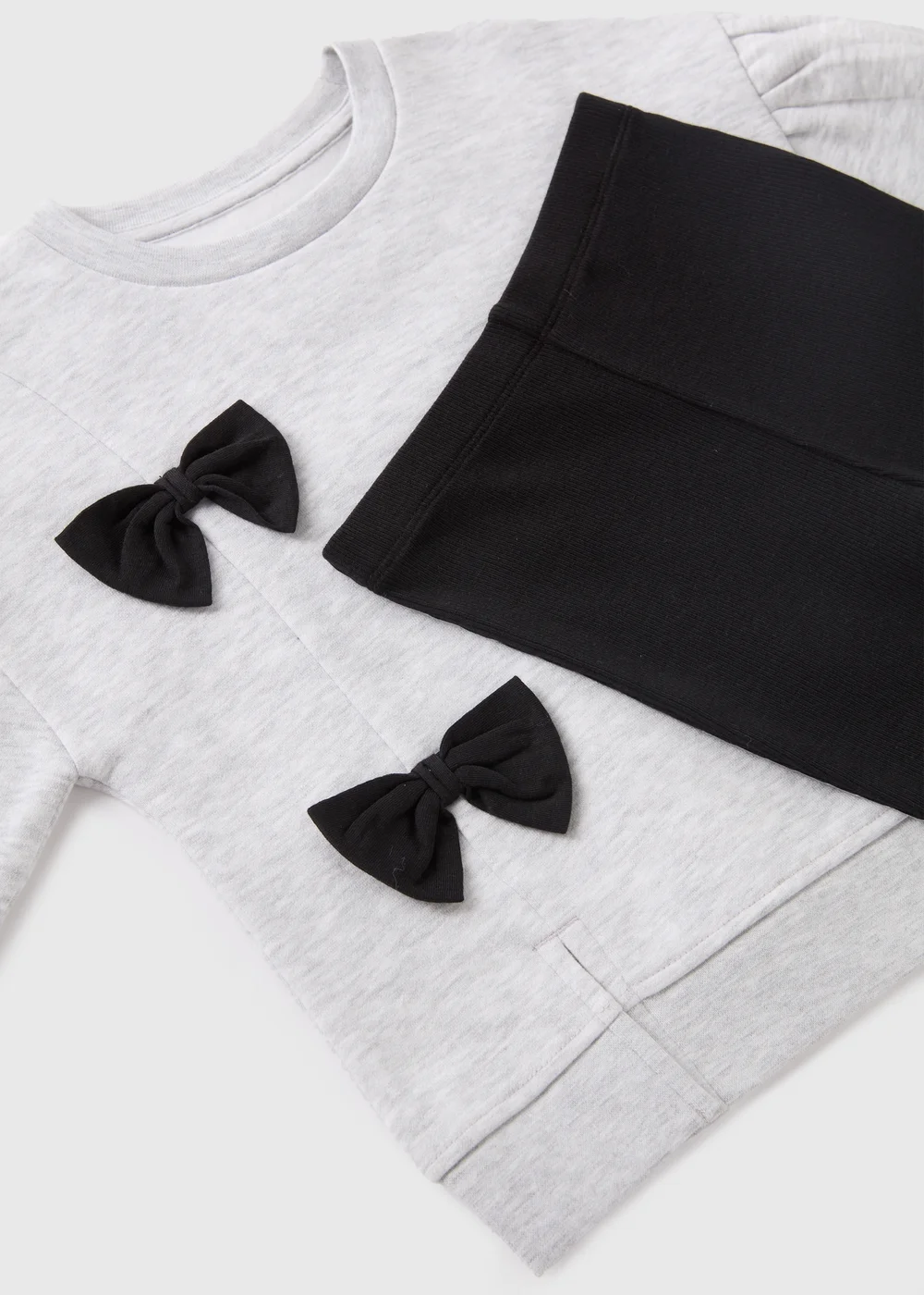Girls Grey Bow Sweatshirt & Flared Leggings Set (1-7yrs) - Age 2 - 3 Years Image 2