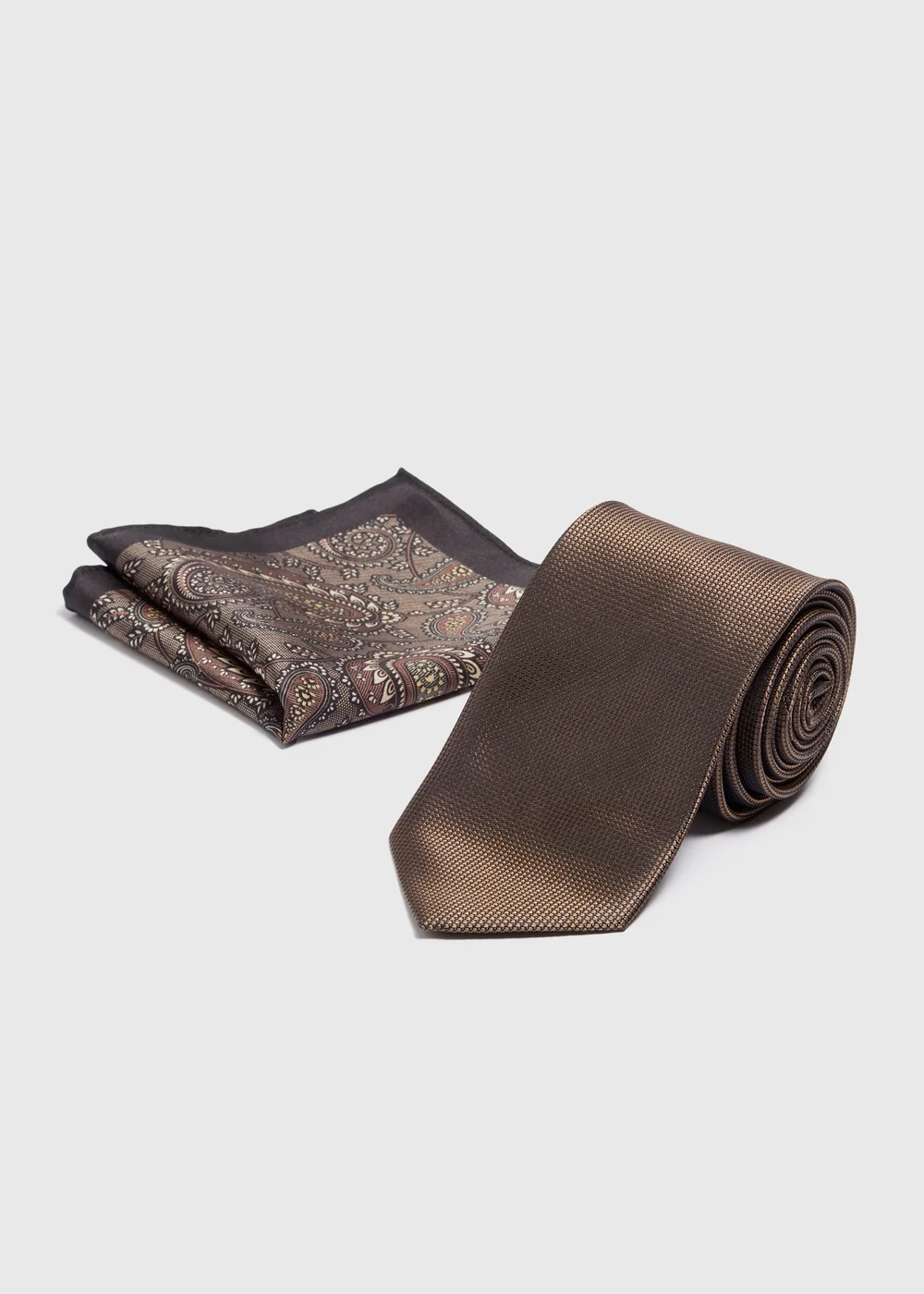 Taylor & Wright Brown Paisley Tie - One Size Image 1