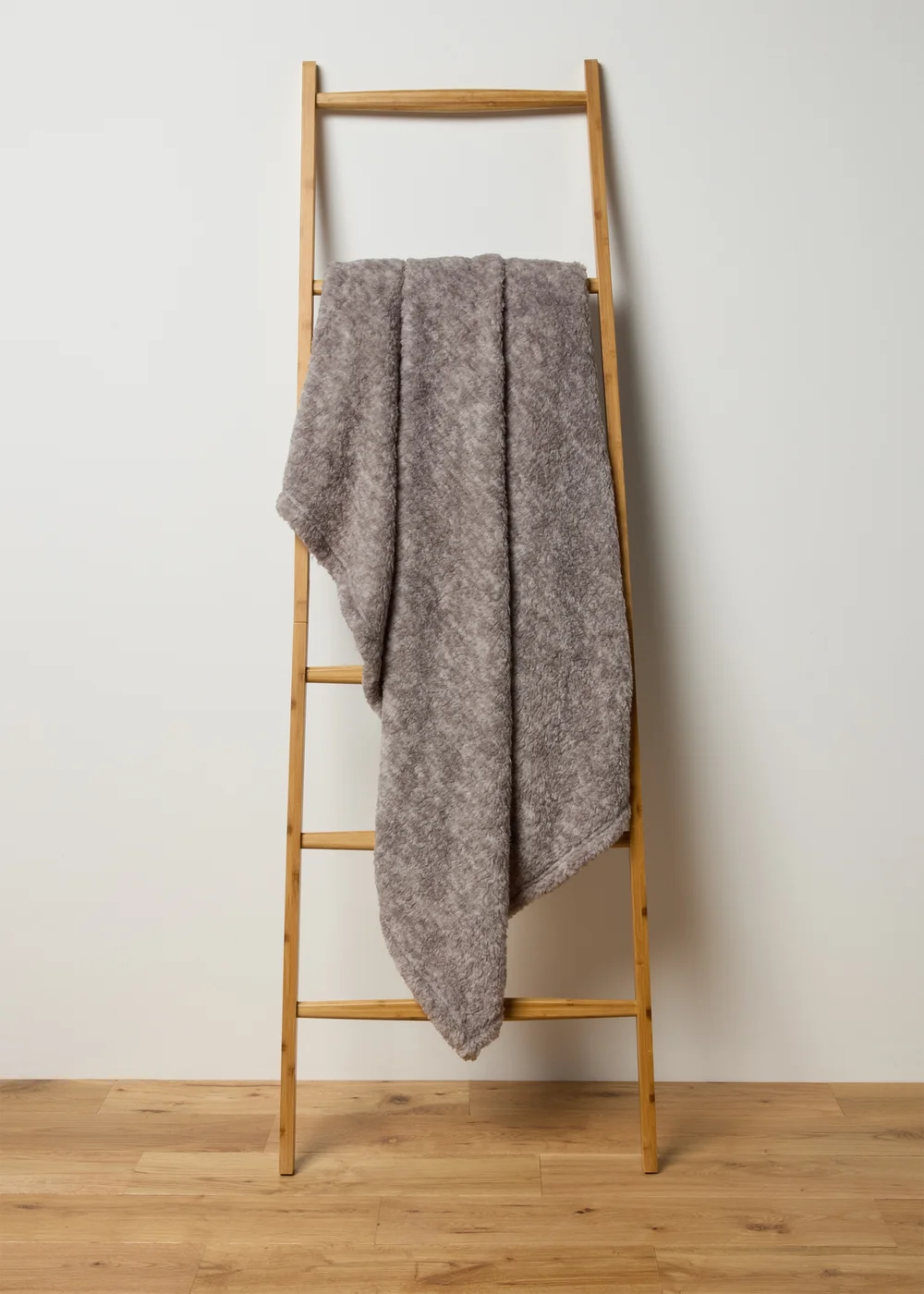 Grey Single Sided Sherpa Throw Image 1