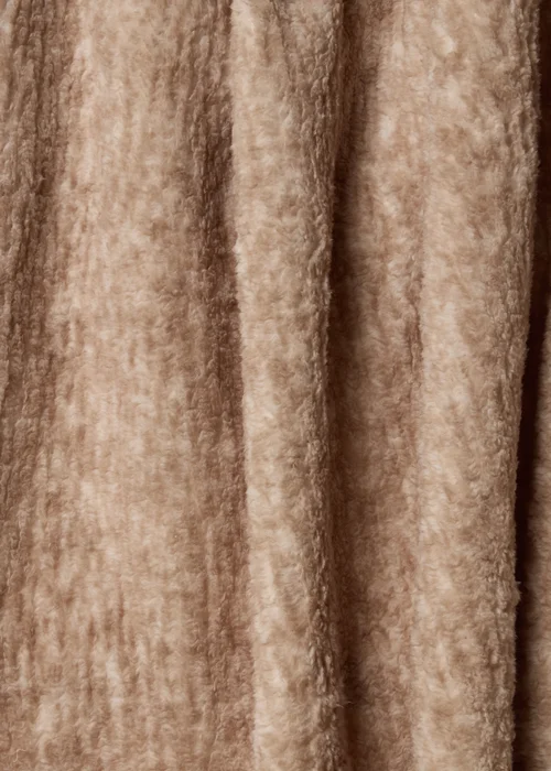 Natural Single Sided Sherpa Throw Image 2