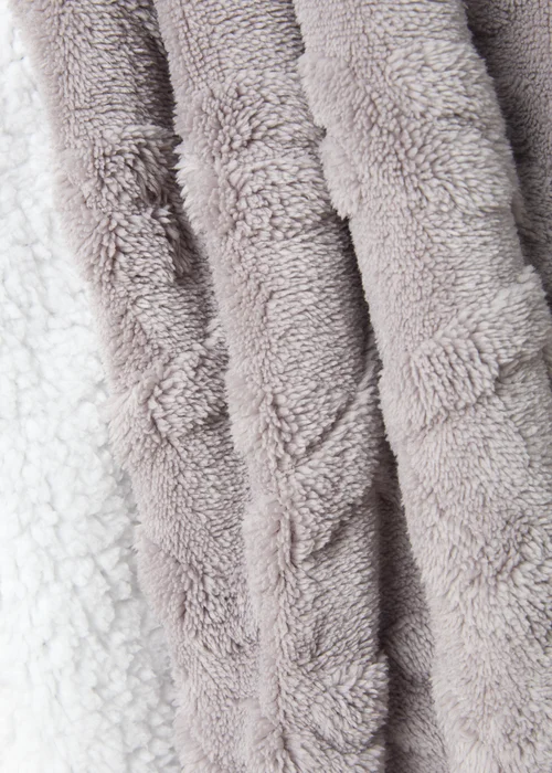 Grey Cable Fleece Throw Image 2