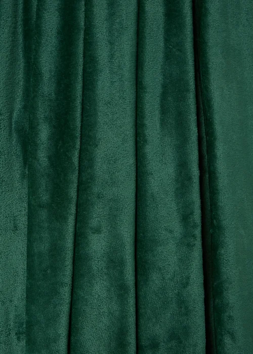 Plain Green Throw (200cm x 220cm) Image 2