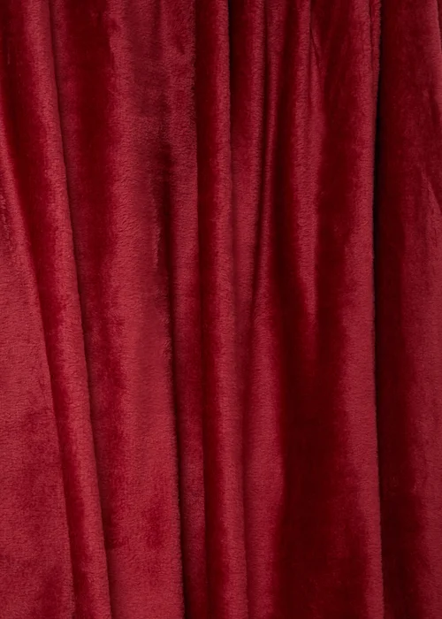 Plain Red Throw (200cm x 220cm) Image 2