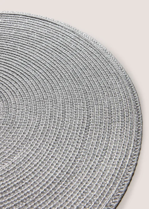 Wondrous 2 Pack Silver Placemats Image 2
