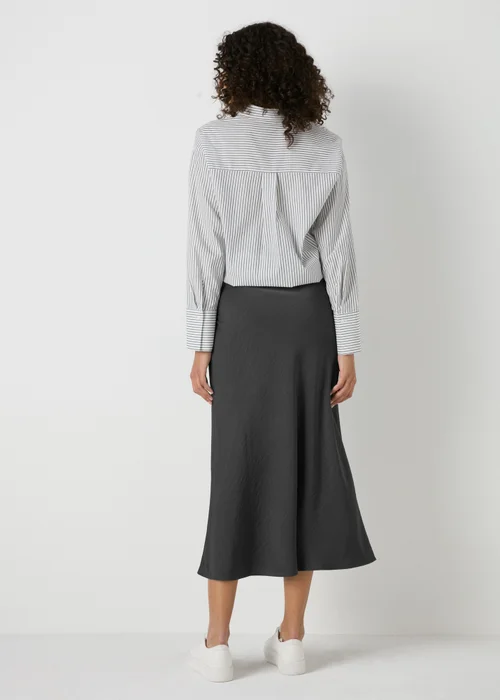 Et Vous Charcoal Satin Midi Skirt - Size 8 Image 2