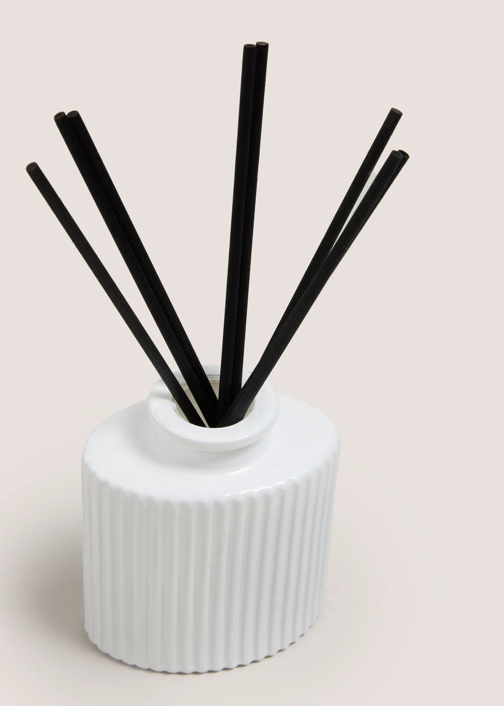 Cedarwood & Amber Elegance Diffuser Image 2