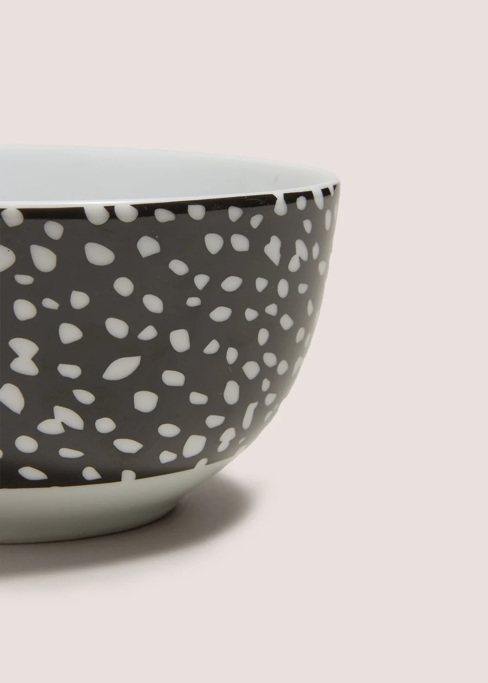 Black Spot Bowl Image 2