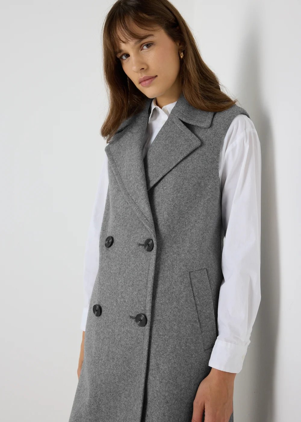 Grey Sleeveless Overcoat - 8 Image 3