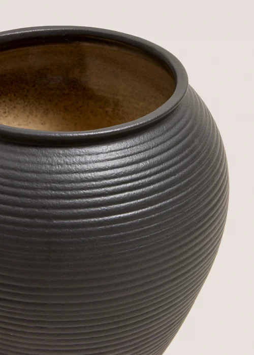 Black Ceramic Vase (20cm x 20cm x 19.5cm) Image 2