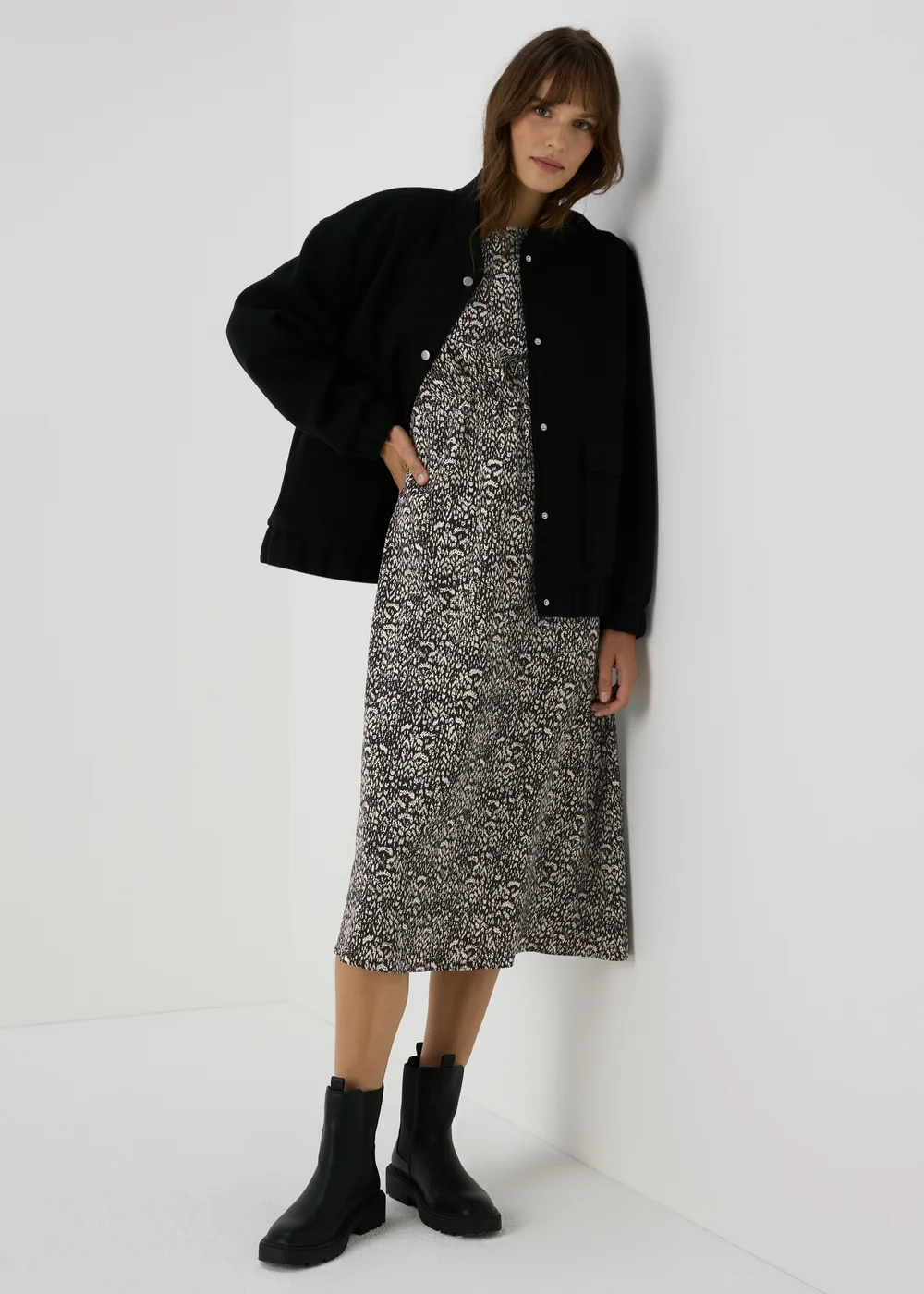 Black Printed Midi Dress - 8 Image 4