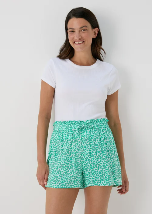 Green Patterned Viscose Shorts - 8 Image 1