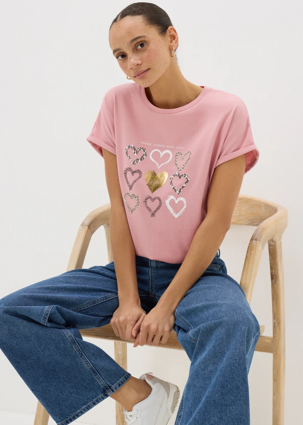 Pink Heart Graphic T Shirt - Small Image 1