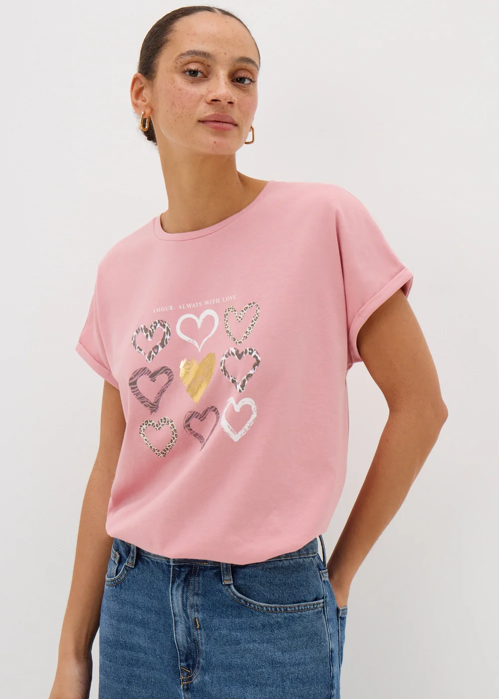 Pink Heart Graphic T Shirt - Small Image 2