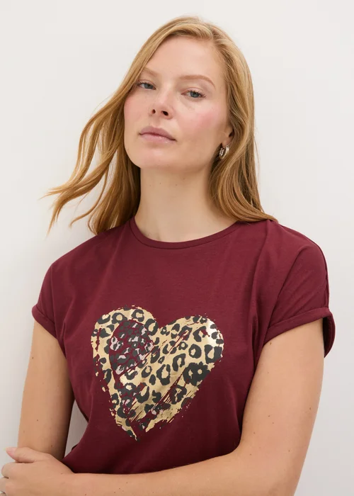 Burgundy Heart Graphic T-Shirt - S Image 1