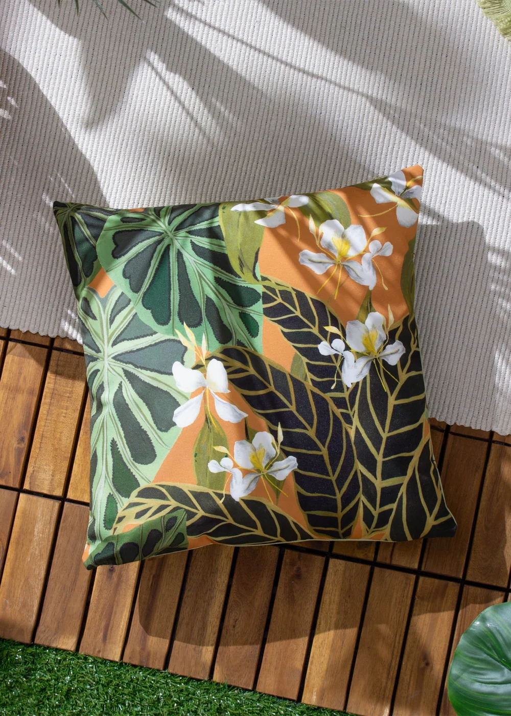 Wylder Tropics Multi Kali Leaves Filled Outdoor Cushions (50cm x 50cm x 8cm) - One Size Image 1