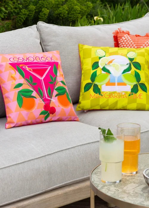 furn. Pink Cosmo O' Clock Filled Outdoor Cushions (43cm x 43cm x 8cm) - One Size Image 6