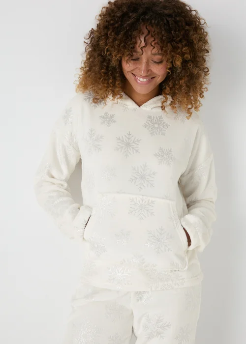 Wondrous Cream Fleece Snowflake Loungewear Set - Extra small Image 1