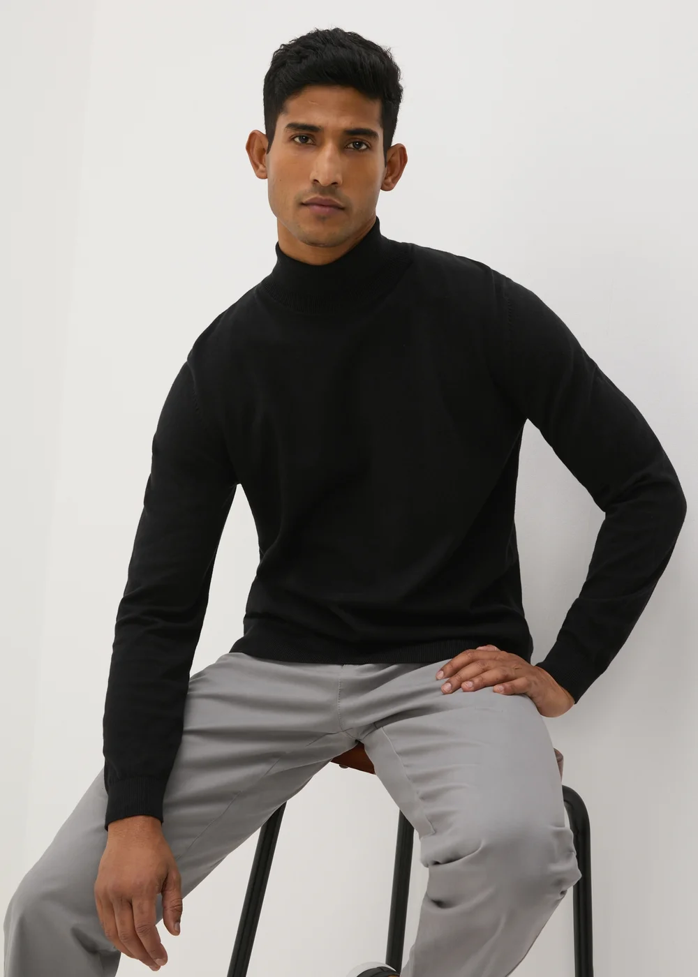 Black Roll Neck Jumper - S Image 1