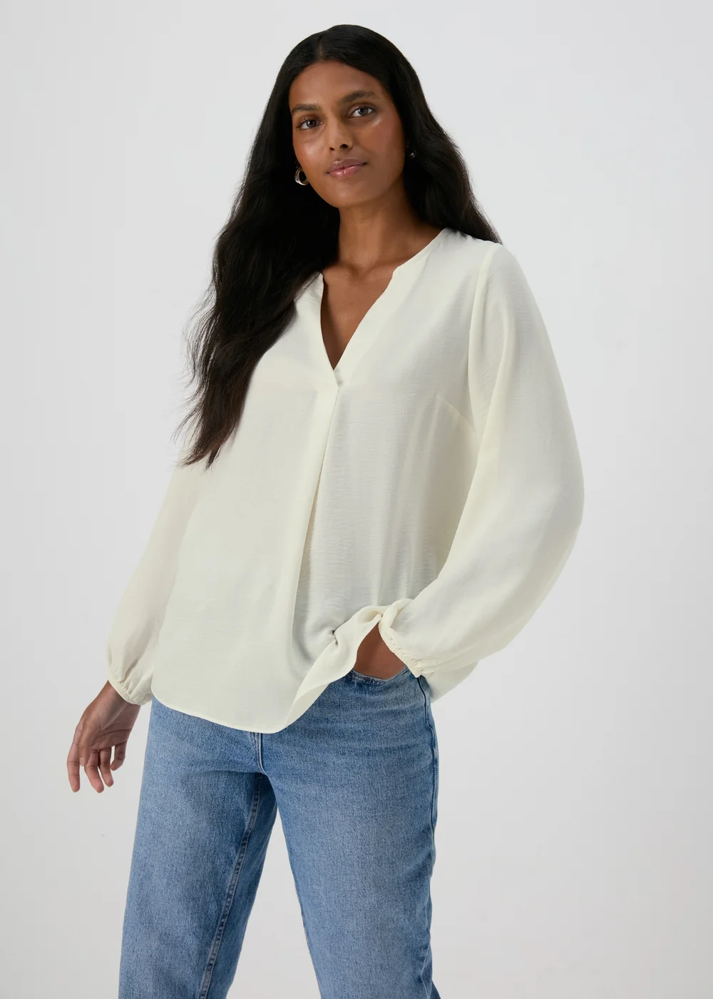 Cream Textured V-Neck Blouse - 8 Image 3
