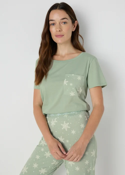 Green Snowflake Pyjama Set - Extra small Image 1